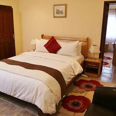 Eden Vale Hotel Ajiringano Экстерьер фото