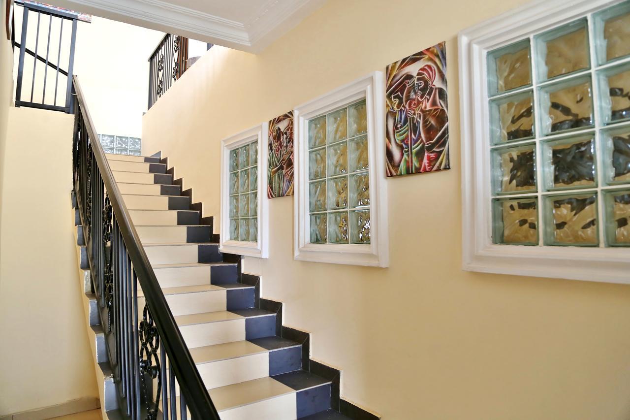 Eden Vale Hotel Ajiringano Экстерьер фото