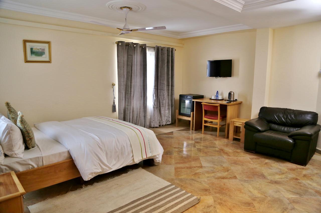 Eden Vale Hotel Ajiringano Экстерьер фото