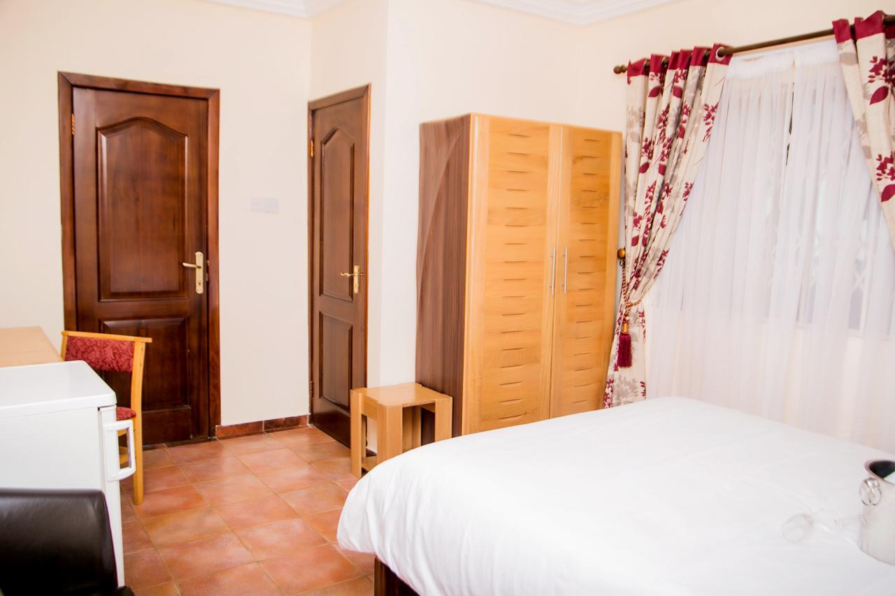 Eden Vale Hotel Ajiringano Экстерьер фото