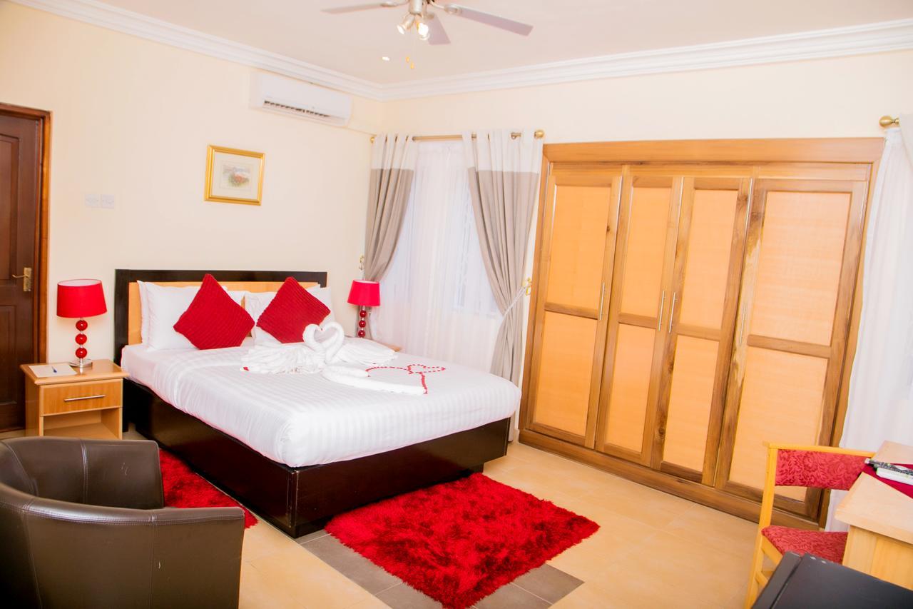 Eden Vale Hotel Ajiringano Экстерьер фото