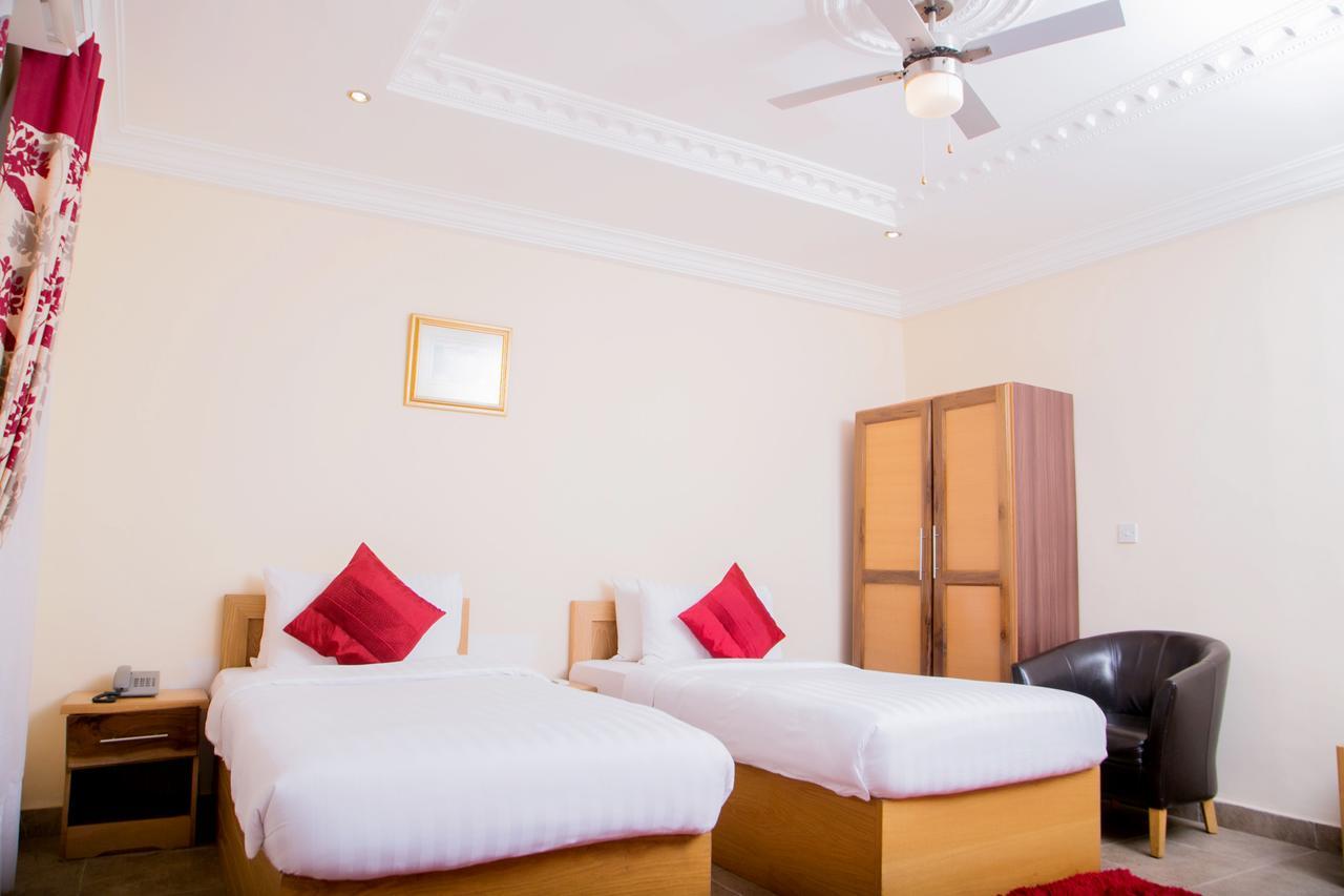 Eden Vale Hotel Ajiringano Экстерьер фото