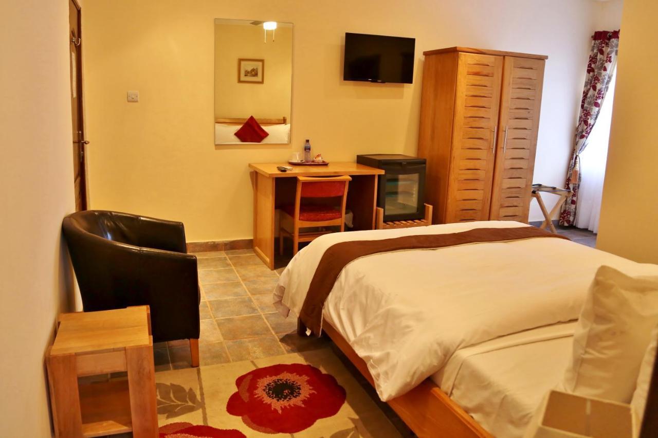 Eden Vale Hotel Ajiringano Экстерьер фото