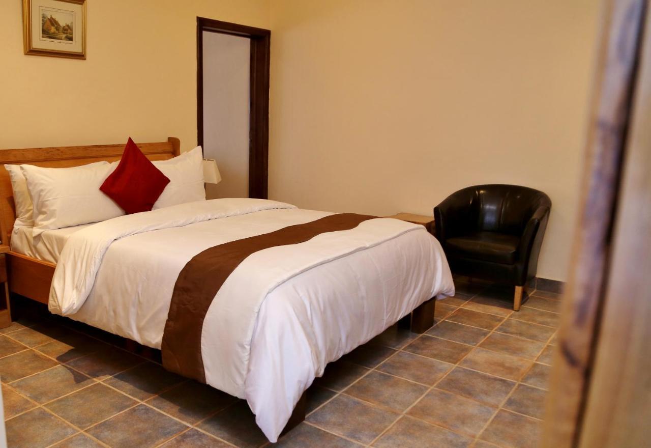 Eden Vale Hotel Ajiringano Экстерьер фото